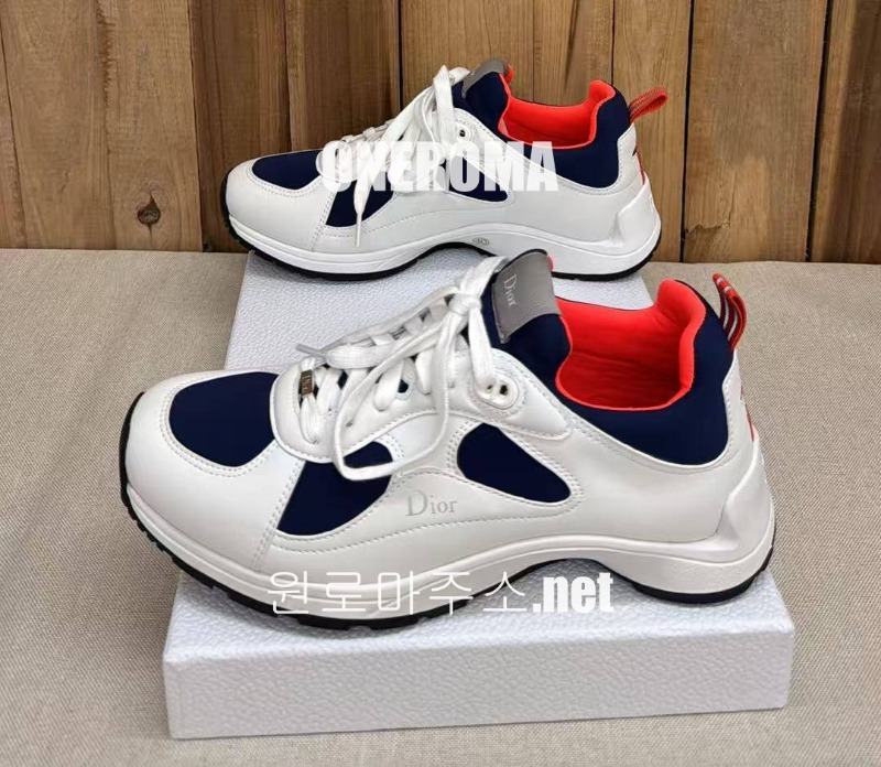 batch_6224385043841356991.jpg