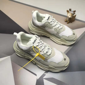 BALENCIAGA 발렌시아가 트리플S
