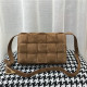 BOTTEGA VENETA 보테가베네타 카세트백 B0106-2