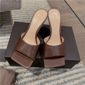 BOTTEGA VENETA 보테가베네타 슬리퍼 BV00150-2 255사이즈 주문제작)