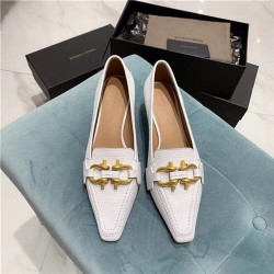 BOTTEGA VENETA 보테가베네타  키튼 힐 송치 가죽 로퍼 굽높이4.5CM  BV90610-1 2020/신상