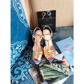 FENDI 펜디 샌들힐 (굽높이12CM)