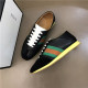 GUCCI 구찌 남성용 스니커즈 G01811