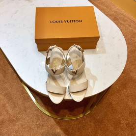 LOUIS VUITTON 루이비통 샌들 봄신상