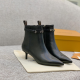 LOUIS VUITTON 루이비통 앵글 부츠 힐 (굽높이5CM) L800 신상