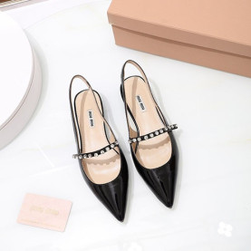 MIUMIU 미우미우 샌들 /봄신상 (220,250사이즈 주문제작)