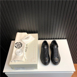 ALEXANDER MCQUEEN 알렉산더맥퀸 남여공용 스니커즈 85219-1 신상