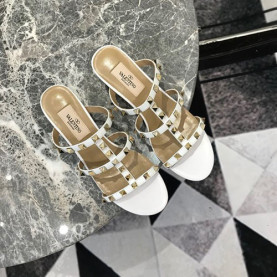 VALENTINO 발렌티노 샌들 굽높이6CM 봄신상 (220,250사이즈 주문제작)